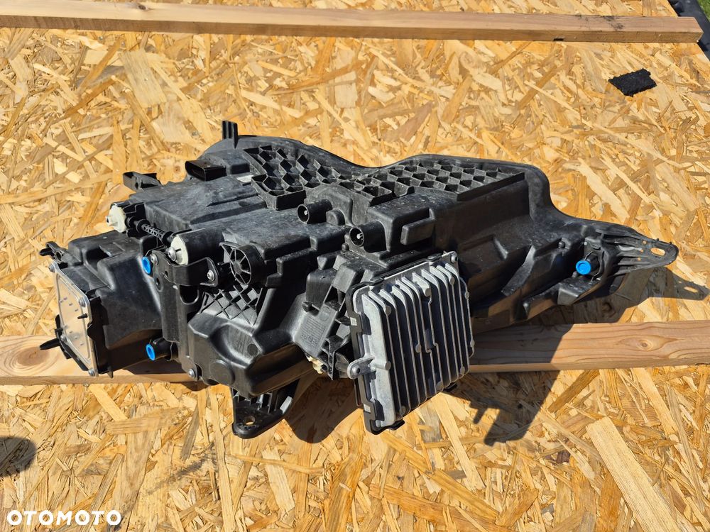 VOLVO V60 II S60 2019 LAMPY PRZÓD LEWA PRAWA 22025905 22025906 - 16