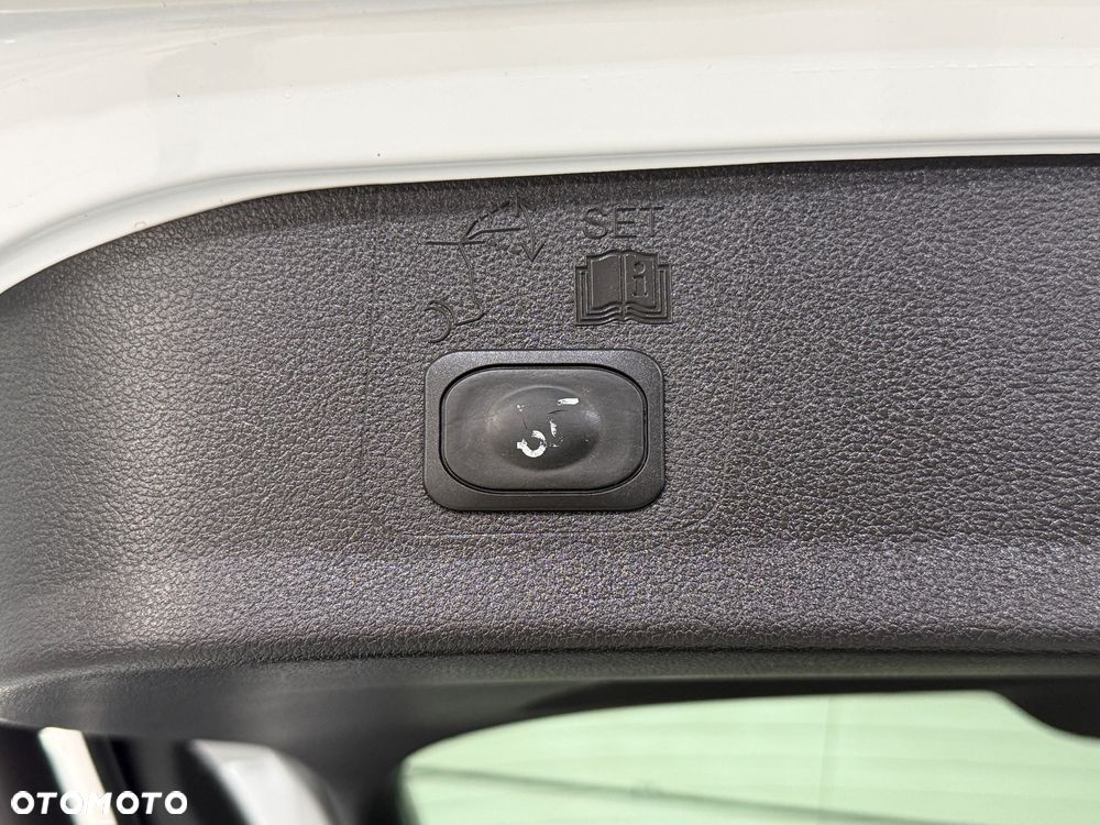 Ford Kuga 1.5 EcoBoost 4x4 ST-Line - 14