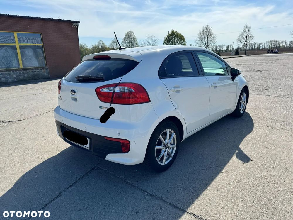 Kia Rio 1.2 Dream Team Edition - 5