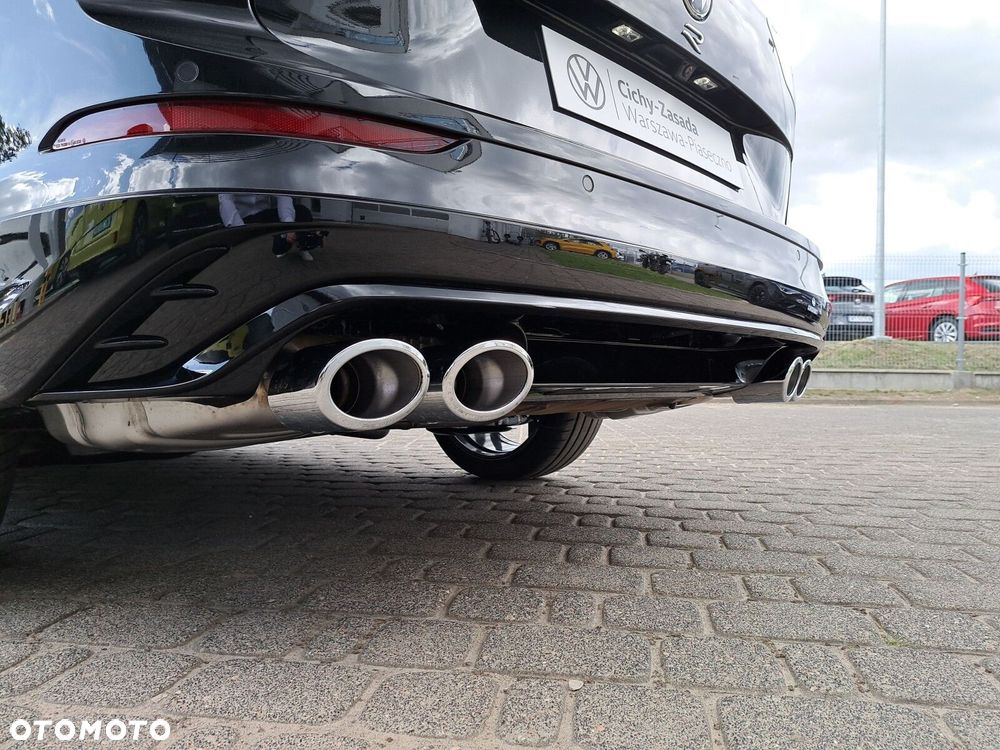 Volkswagen Golf Variant 2.0 TSI 4Motion R - 39