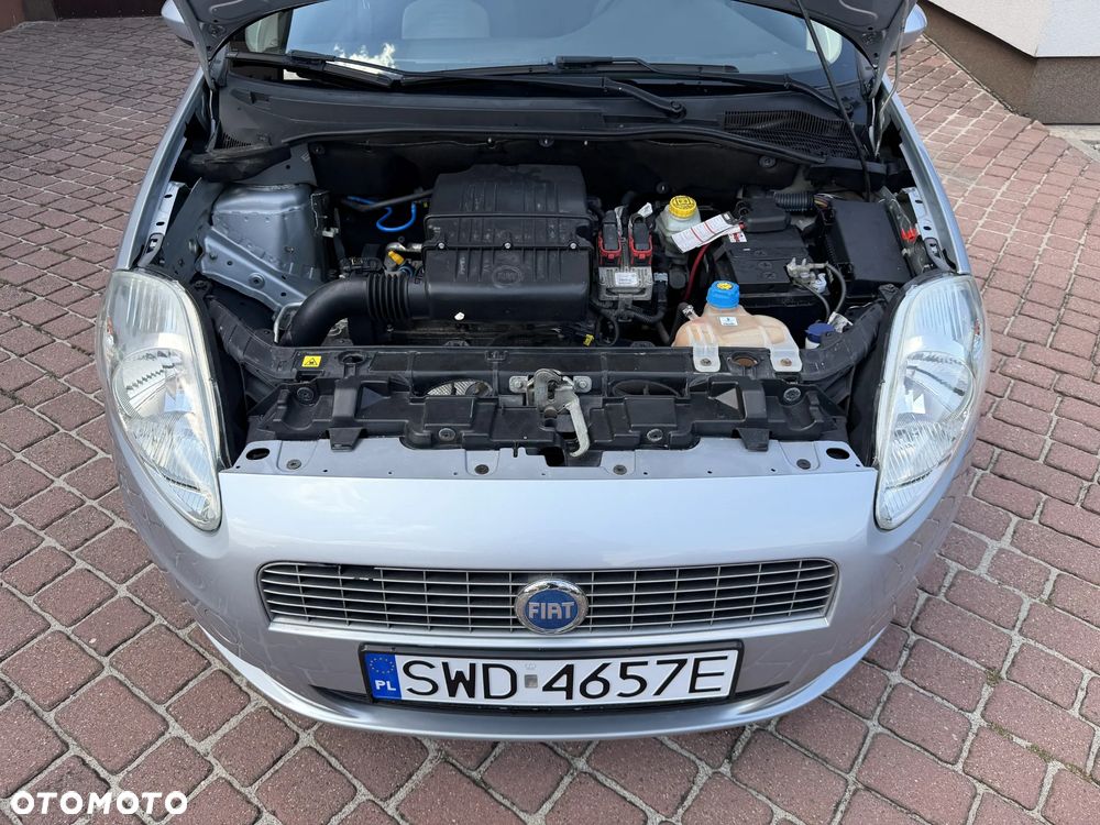 Fiat Grande Punto 1.2 8V Dynamic - 37