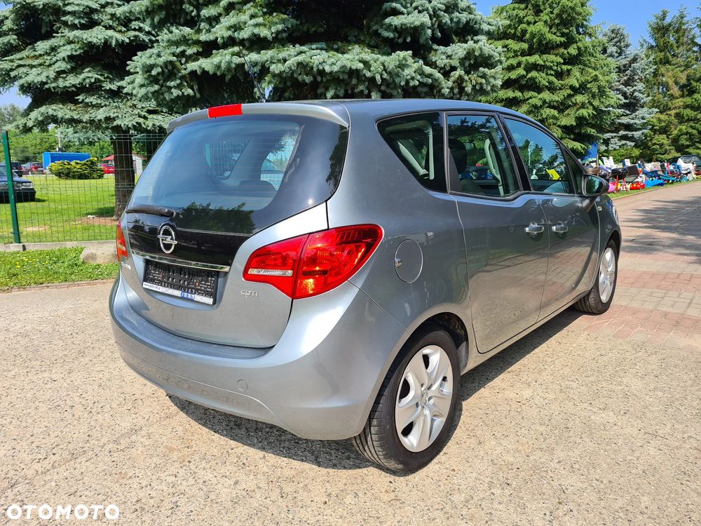Opel Meriva - 12