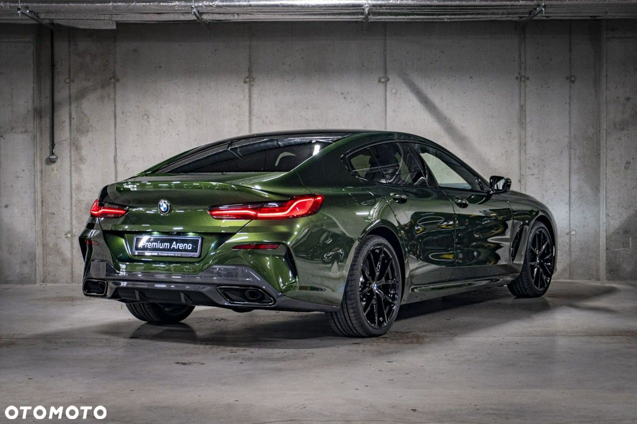 BMW Seria 8 - 8