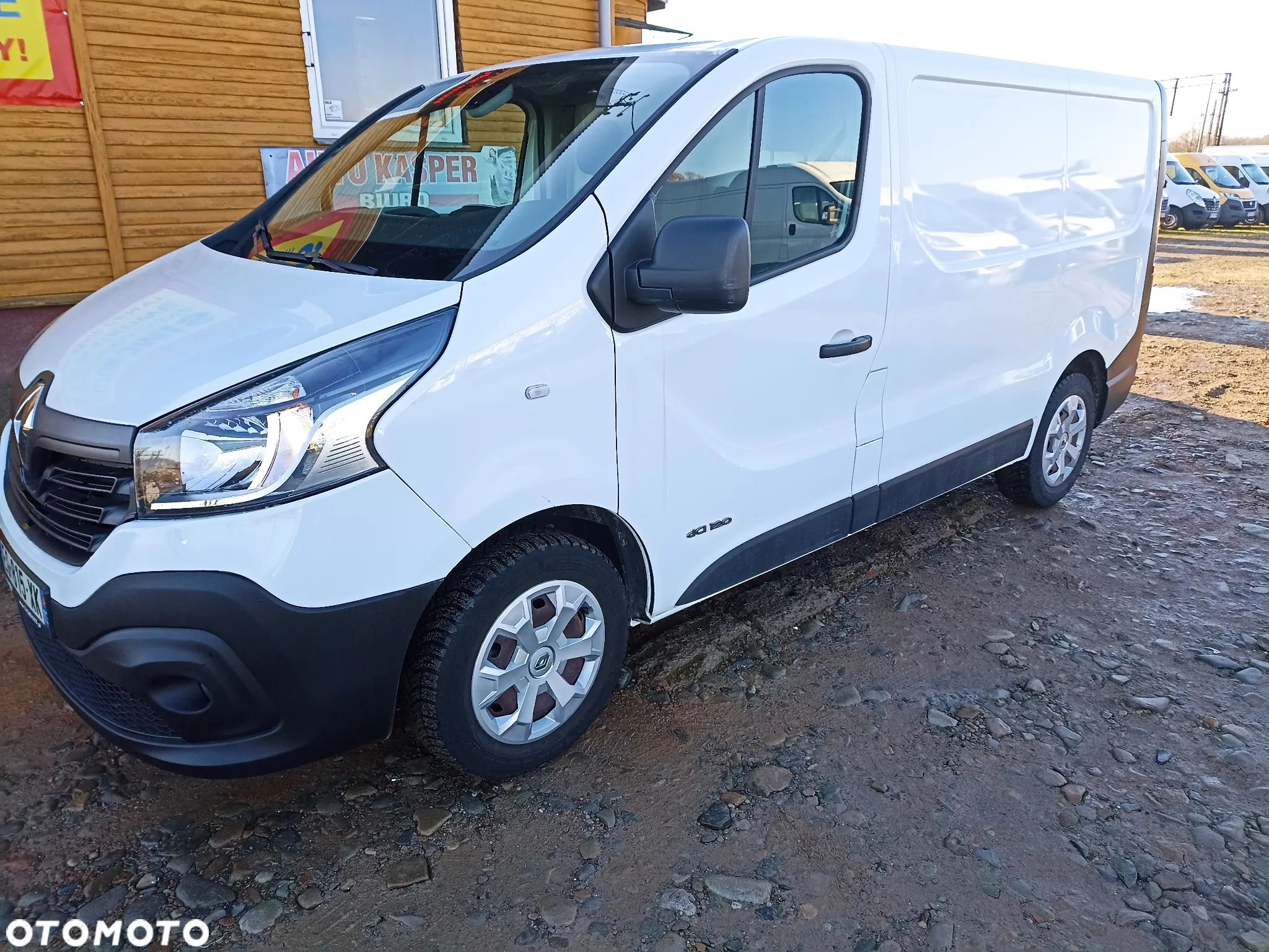 Renault TRAFIC - 1