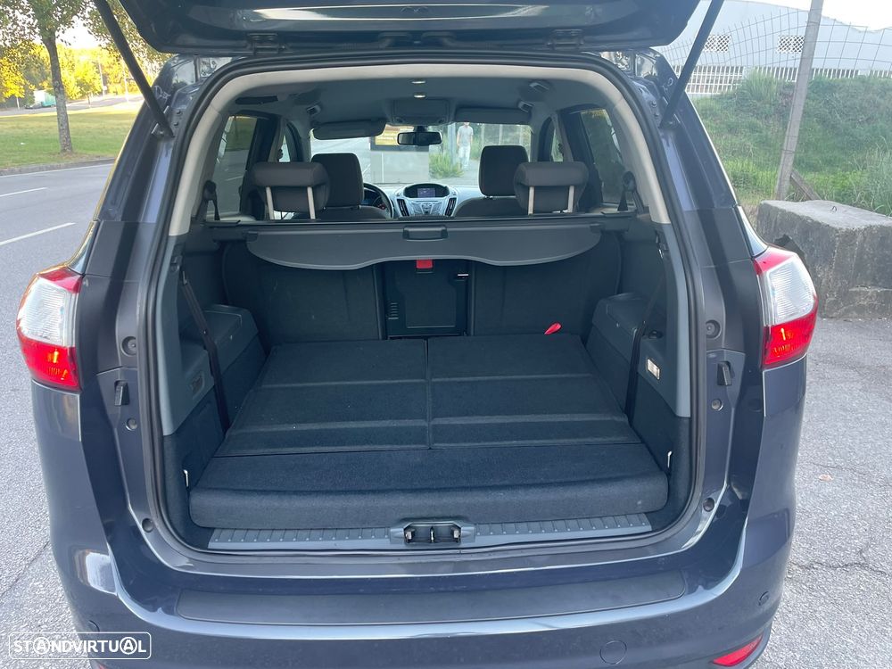 Ford Grand C-Max 1.6 TDCi Titanium Edition S/S - 17