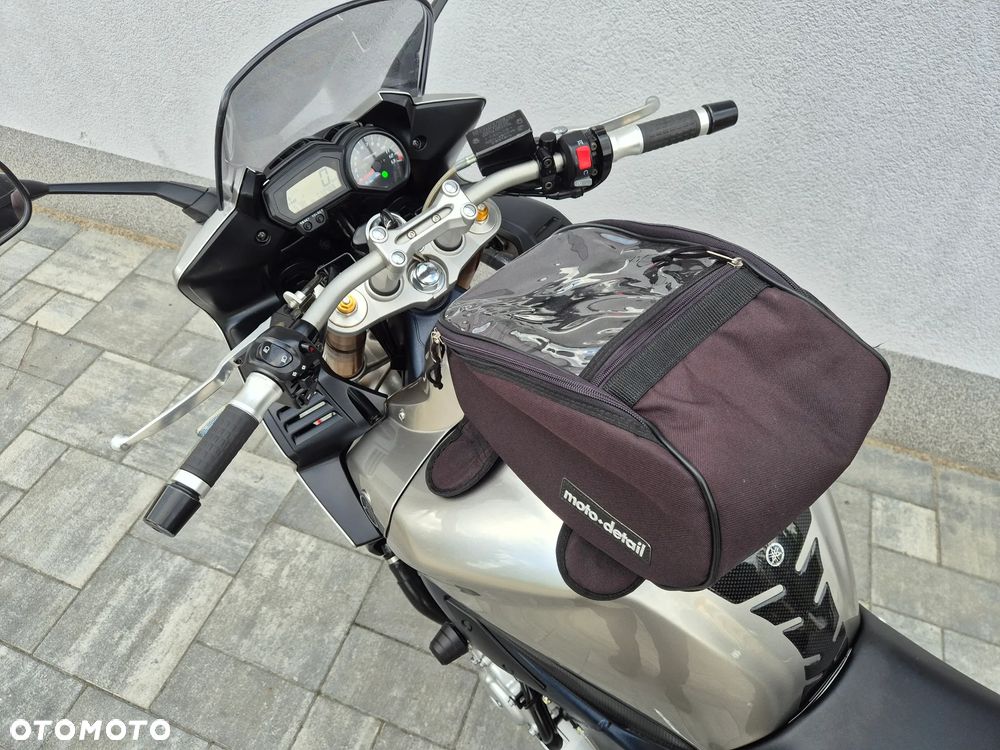 Yamaha FZ - 5