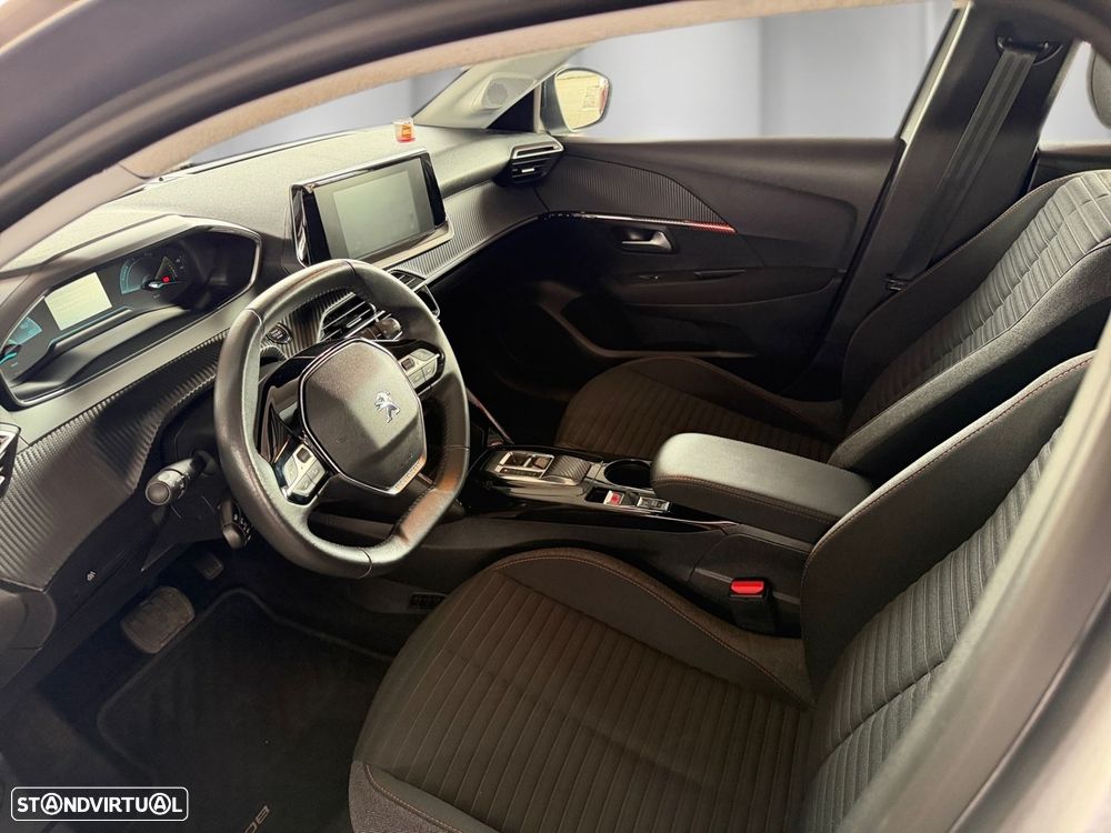 Peugeot e-208 50 kWh Active Pack - 5