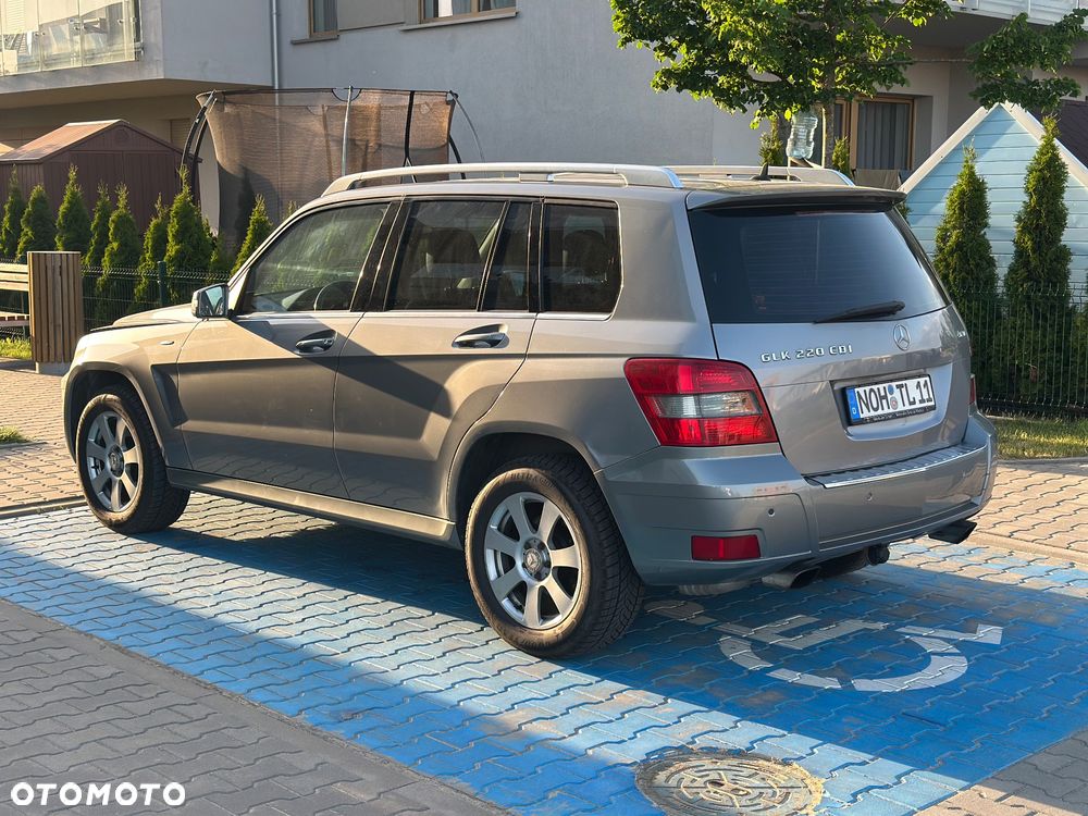 Mercedes-Benz GLK 220 CDI DPF 4Matic BlueEFFICIENCY 7G-TRONIC - 9