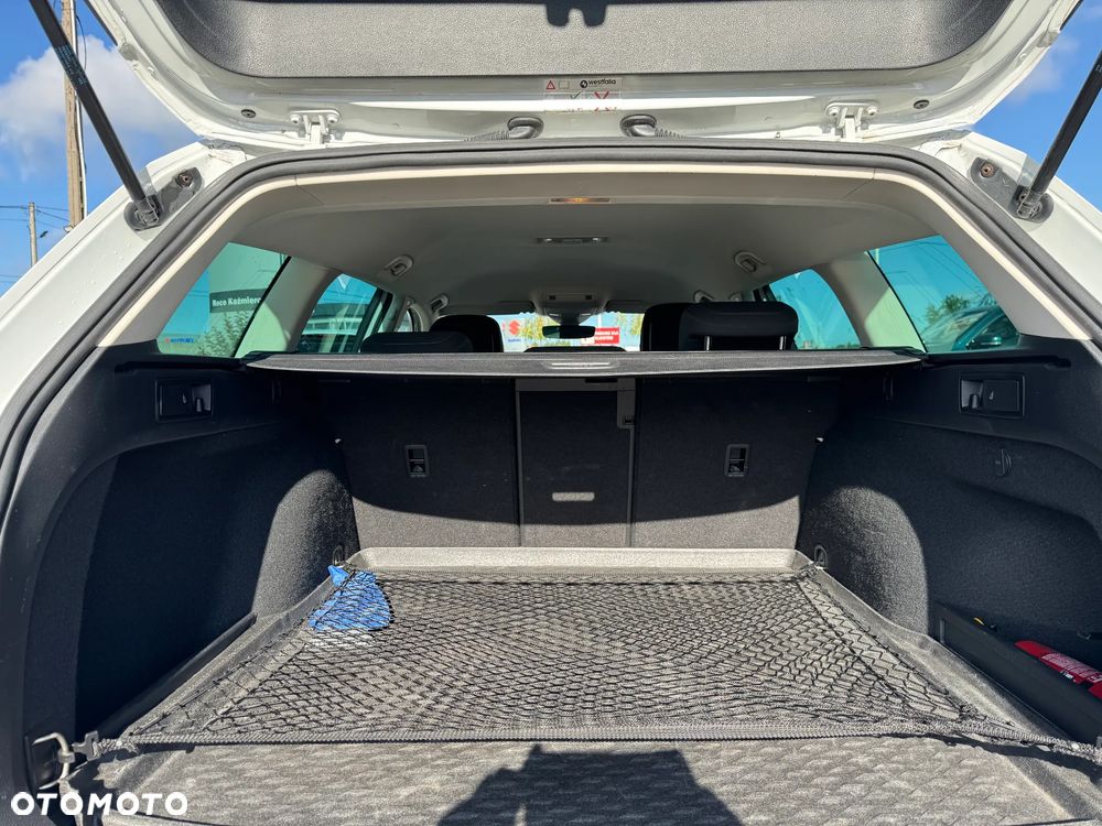 Volkswagen Passat 1.5 TSI OPF DSG Comfortline - 10