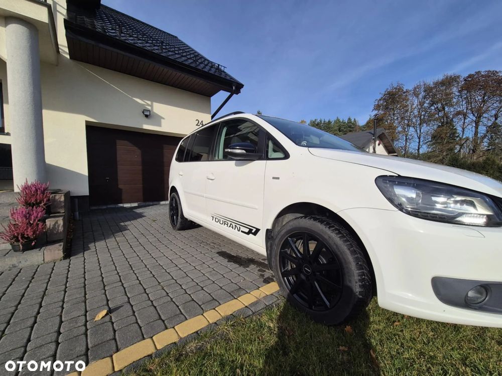 Volkswagen Touran 2.0 TDI DPF MATCH - 5