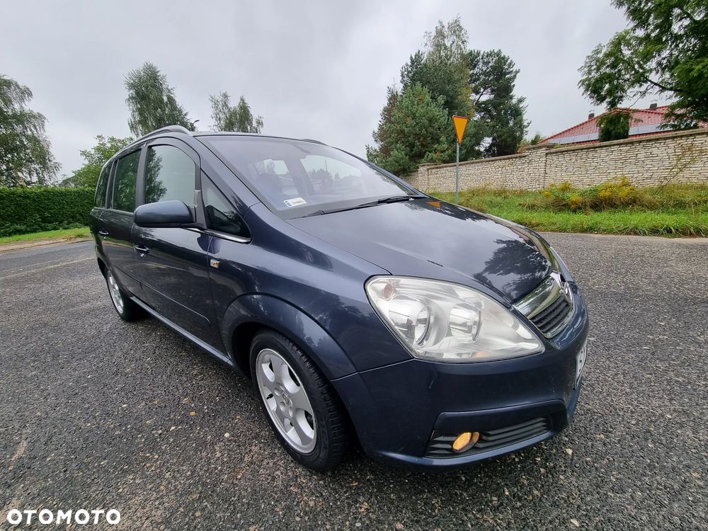 Opel Zafira 1.9 CDTI Cosmo - 3