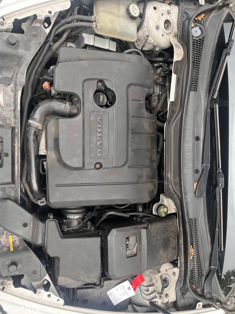 Volvo V50 1.6D DPF DRIVe - 11