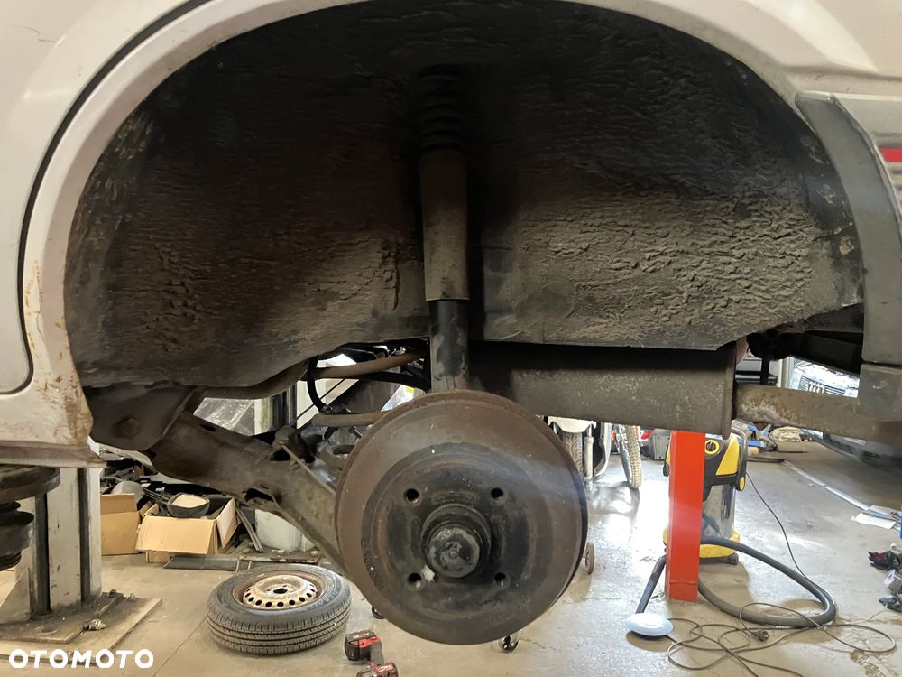 Opel Corsa - 18