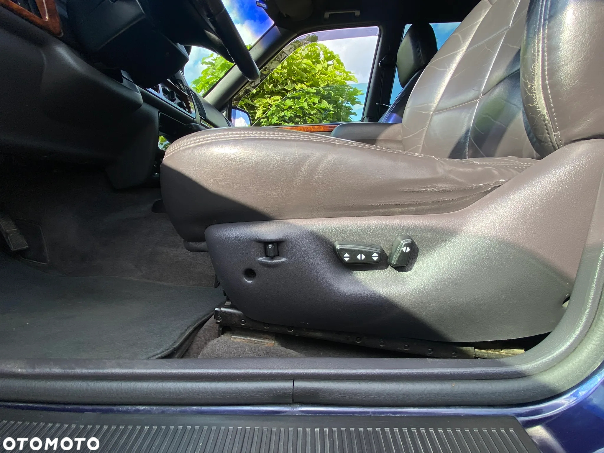 Jeep Cherokee 4.0 Limited - 33