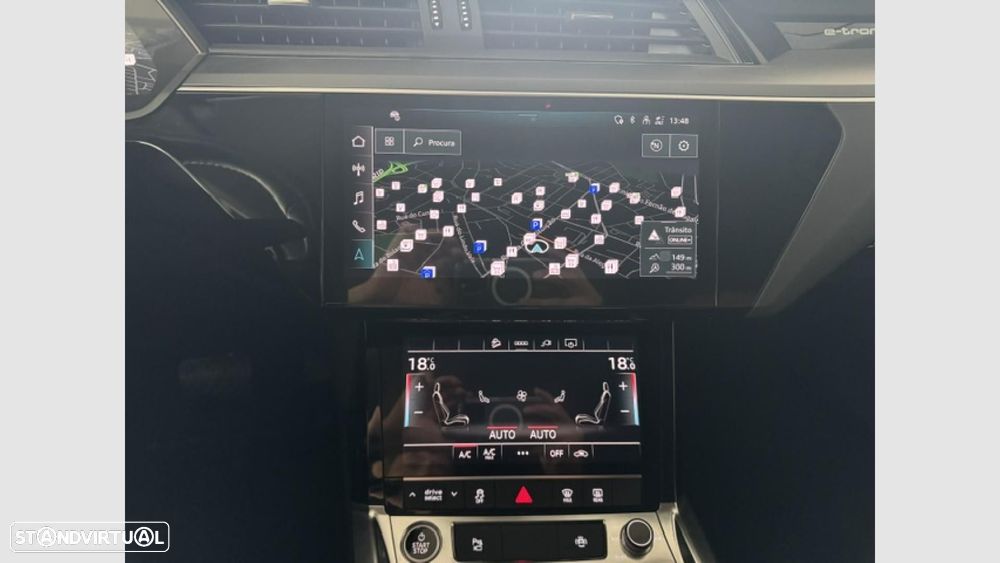 Audi Q8 e-Tron 55 quattro S line - 24
