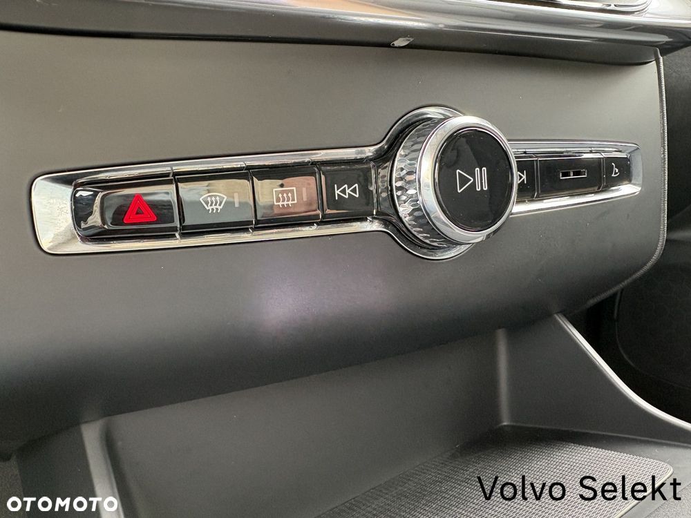 Volvo XC 90 - 17