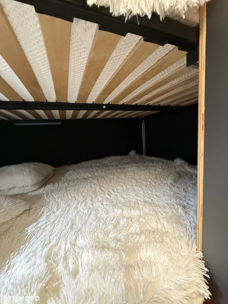 Mercedes-Benz Sprinter - 16