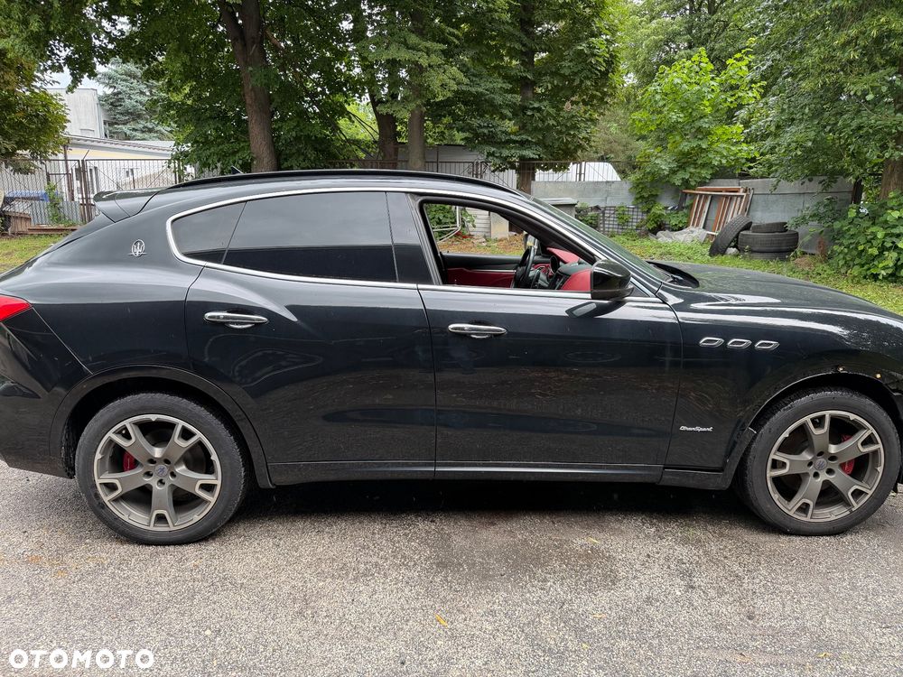 Maserati Levante S Q4 GranSport - 4