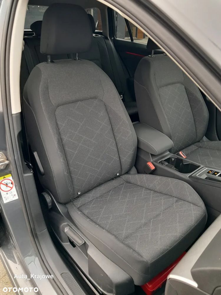 Volkswagen Golf ver-2-0-tdi-life - 30