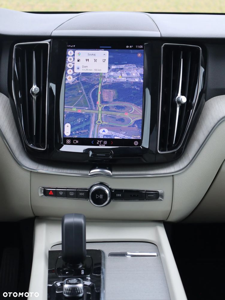 Volvo XC 60 B4 D AWD Plus Bright - 13