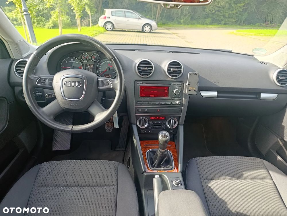 Audi A3 Sportback 1.6 TDI Attraction - 19