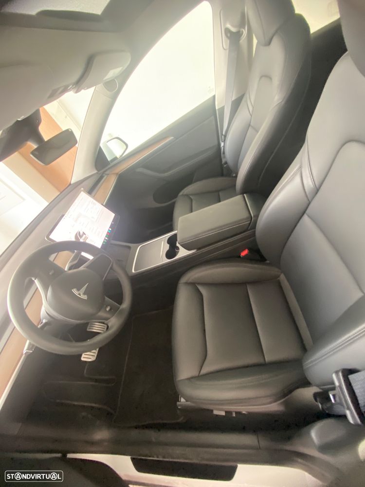 Tesla Model Y Performance Tração Integral - 10