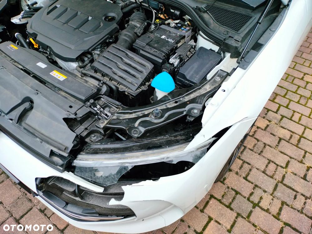 Volkswagen Passat - 21