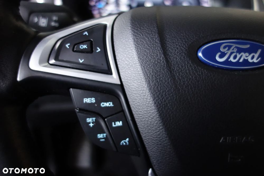 Ford S-Max 2.0 EcoBlue Titanium - 22