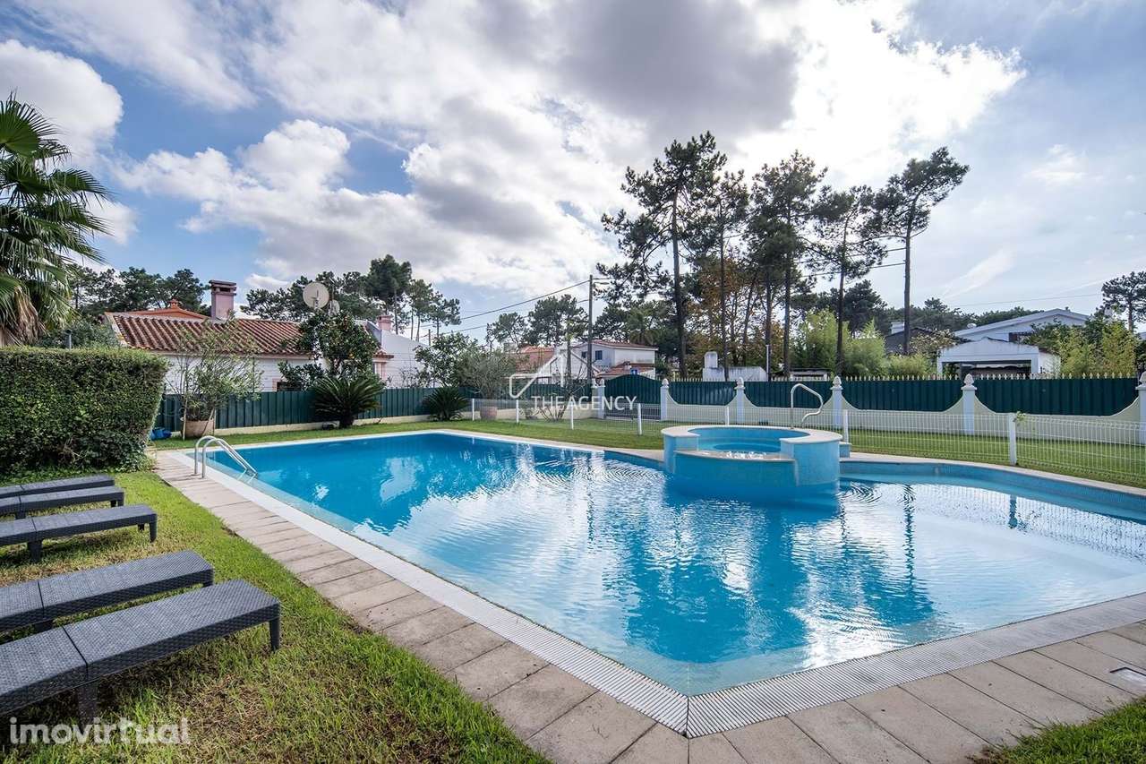 Moradia Familiar T7 de Luxo com Piscina na Aroeira, Perto de Lisboa, P - Grande imagem: 5/54