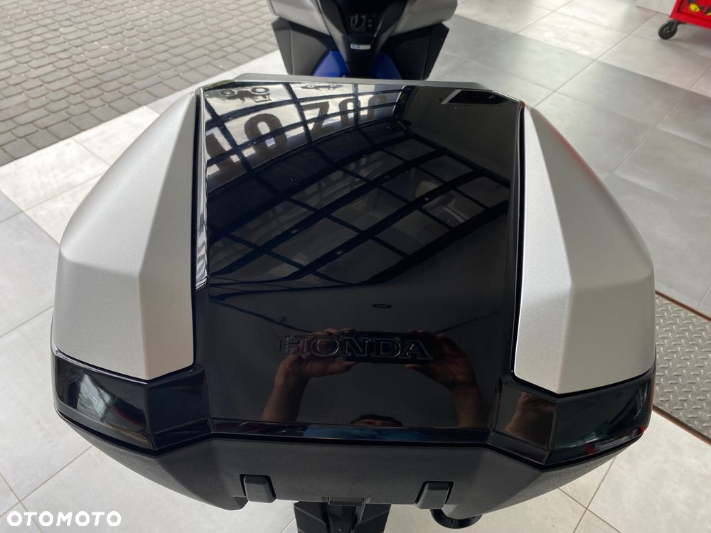 Honda NSS - 31