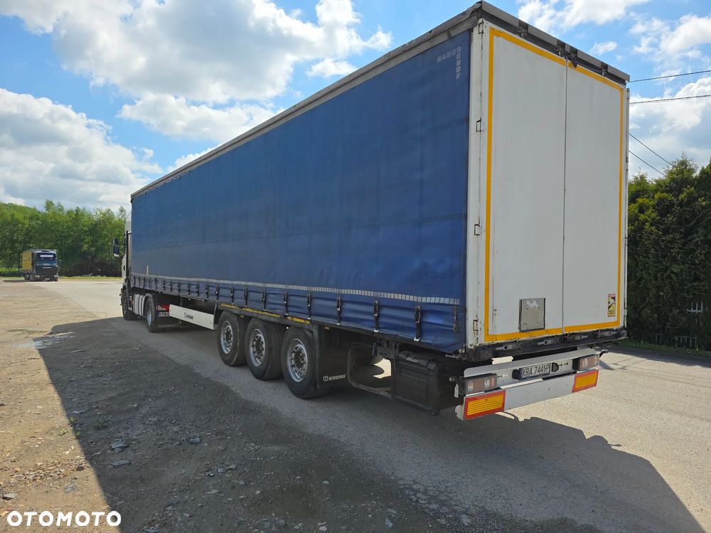Krone SD, Standard, osie SAF, Podnoszona, tarcza - 7