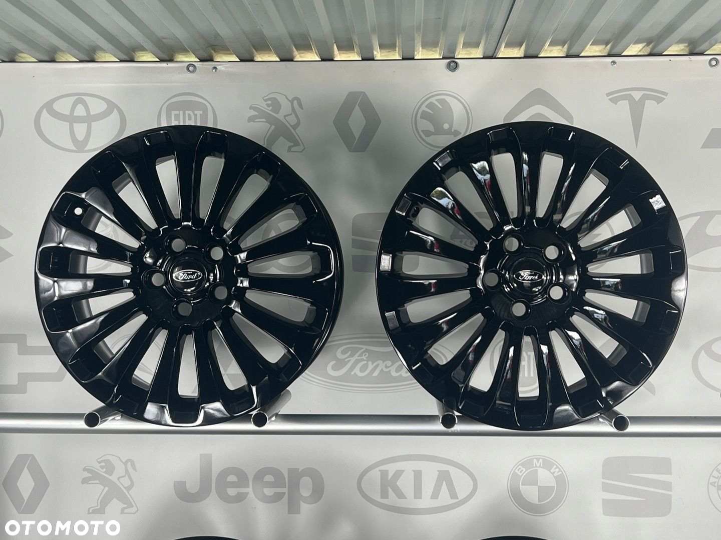 FELGI ALU FORD FOCUS MONDEO C MAX KUGA 17 5X108 ET50 ORYGINALNE - 4
