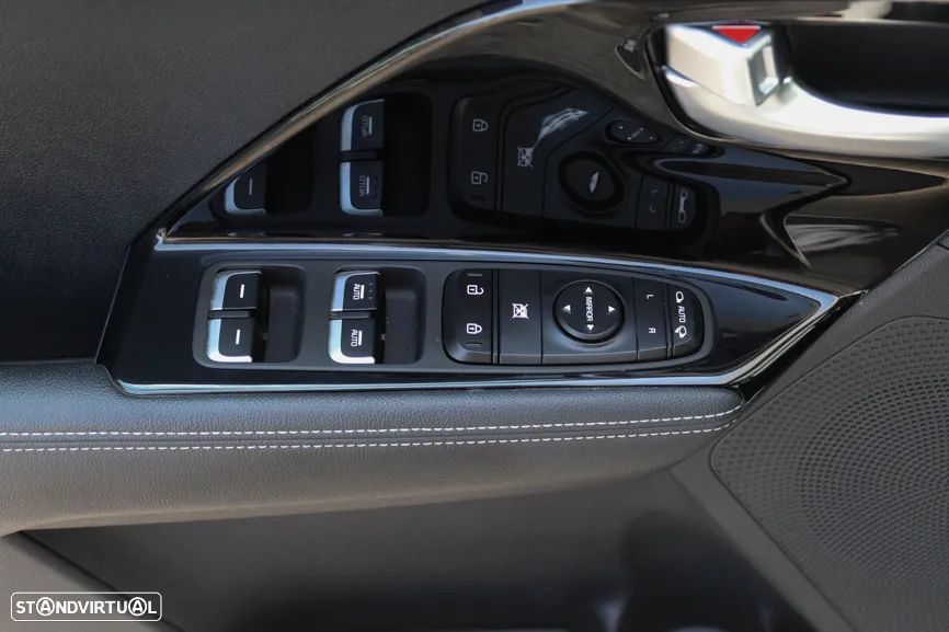 Kia Niro 1.6 GDi HEV Tech - 27