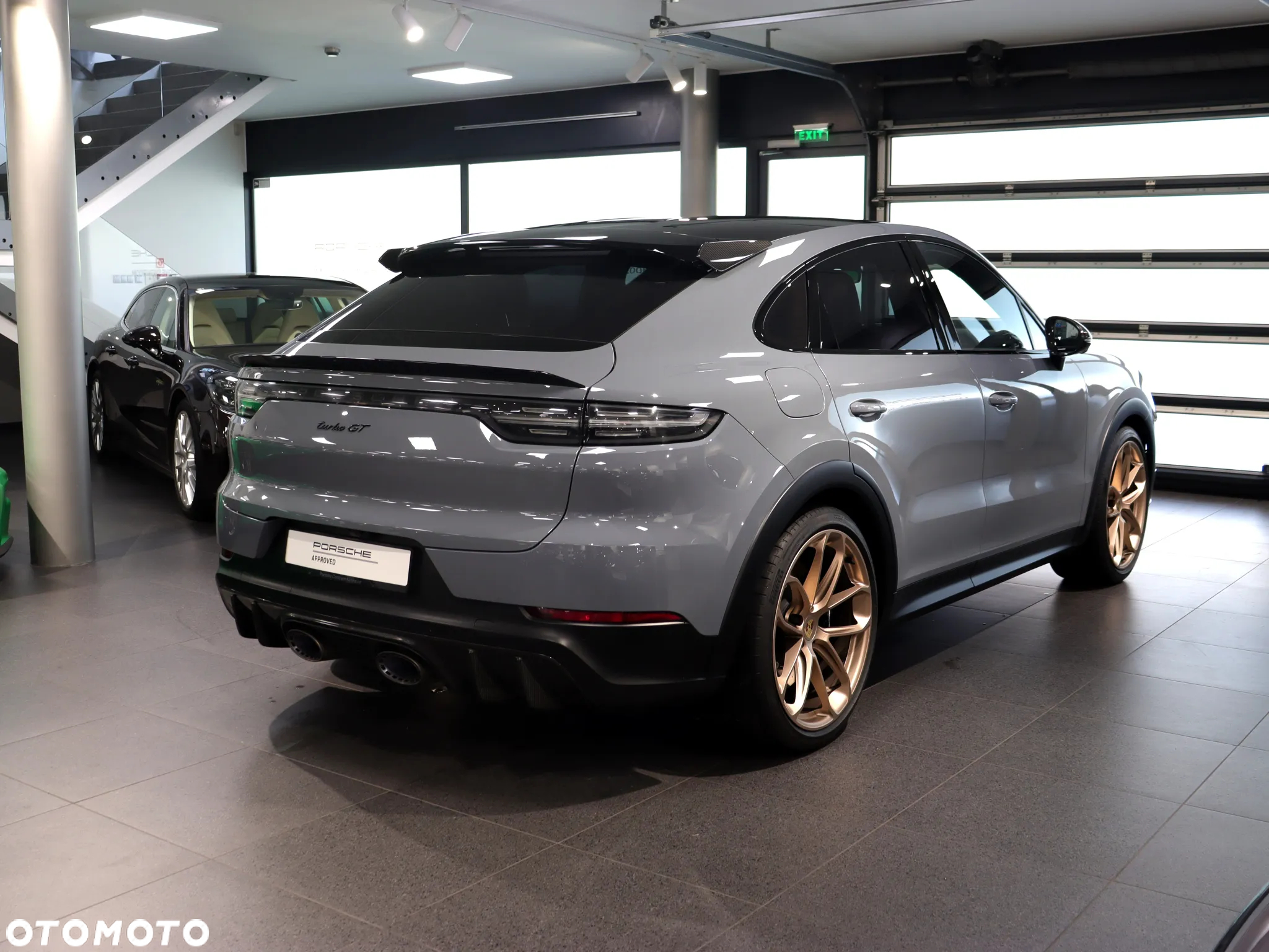Porsche Cayenne Turbo GT - 5