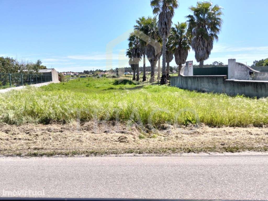 Terreno com 8.520 m2 com viabilidade construtiva para 5 moradias - Grande imagem: 2/14