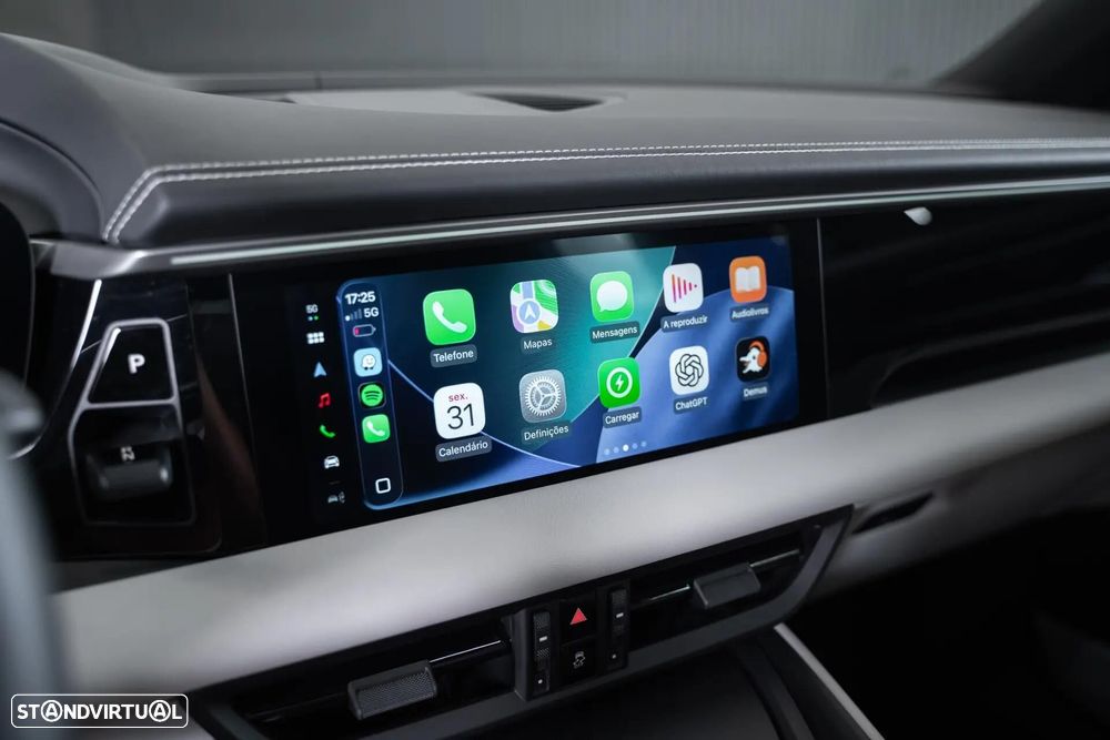 Porsche Macan Electric - 30