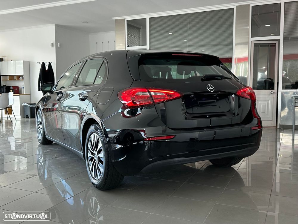 Mercedes-Benz A 180 d Style Plus - 13