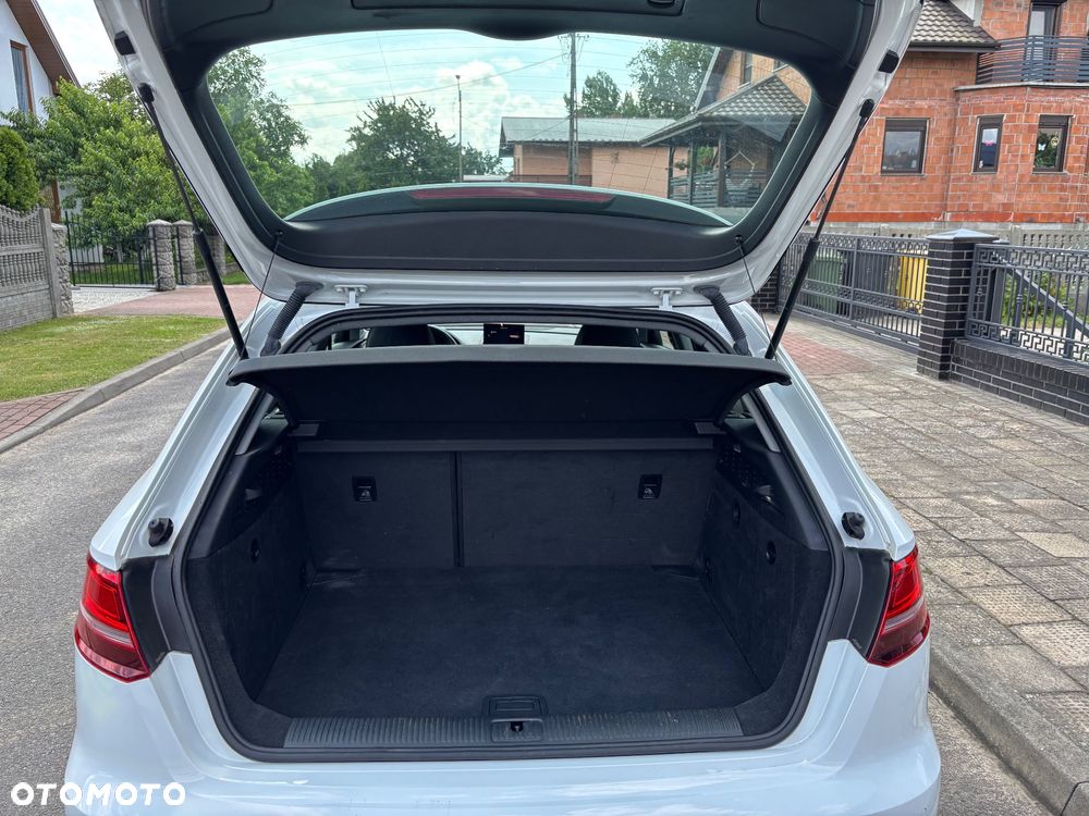 Audi A3 Sportback - 9