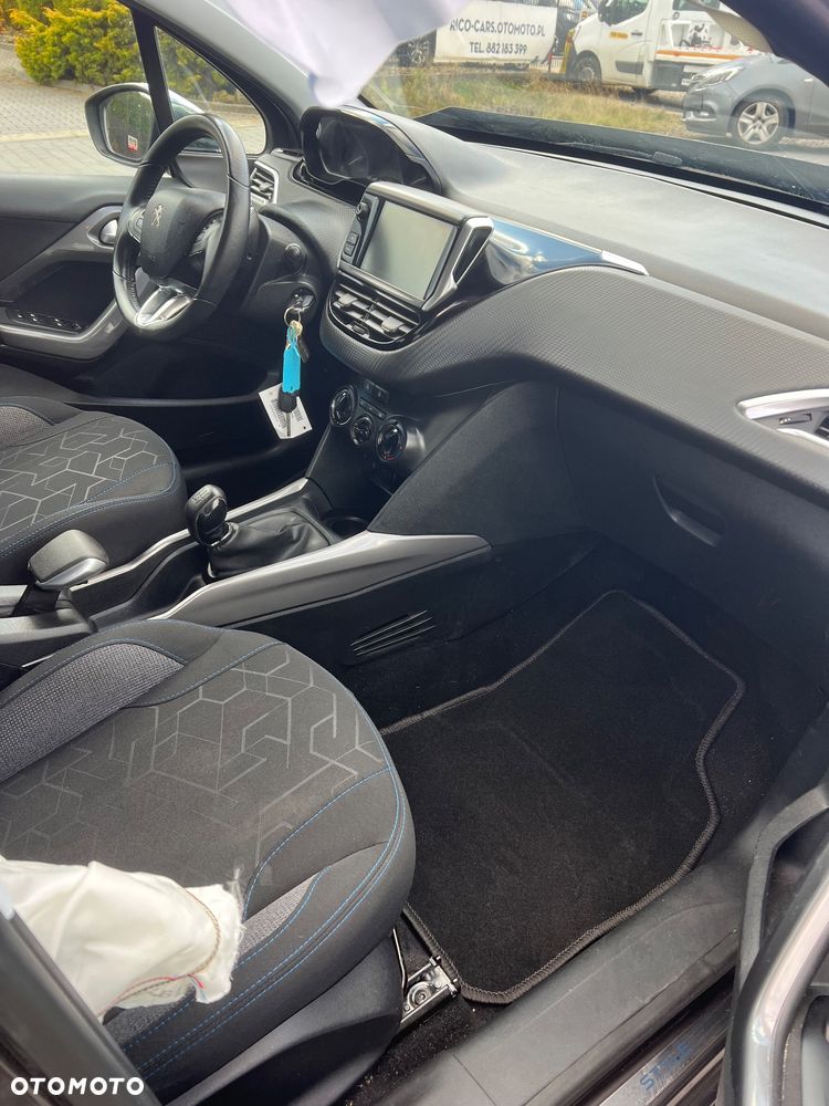 Peugeot 2008 PureTech 110 Style - 15