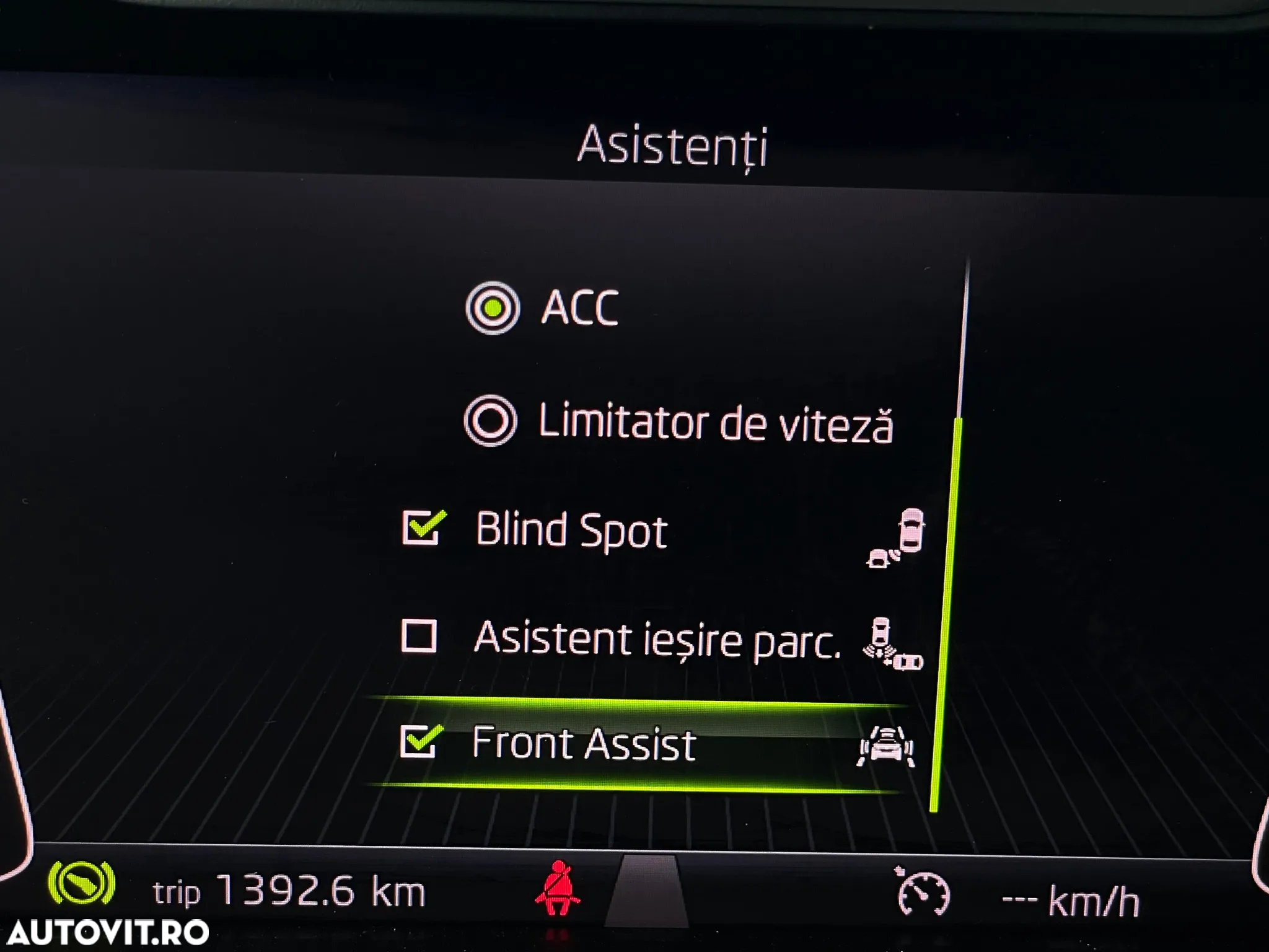 Skoda Superb 2.0 TDI DSG Style - 33