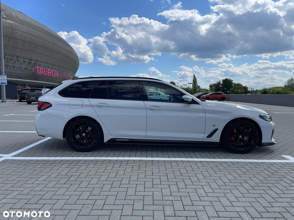 BMW Seria 5 540i xDrive mHEV M Sport sport - 4