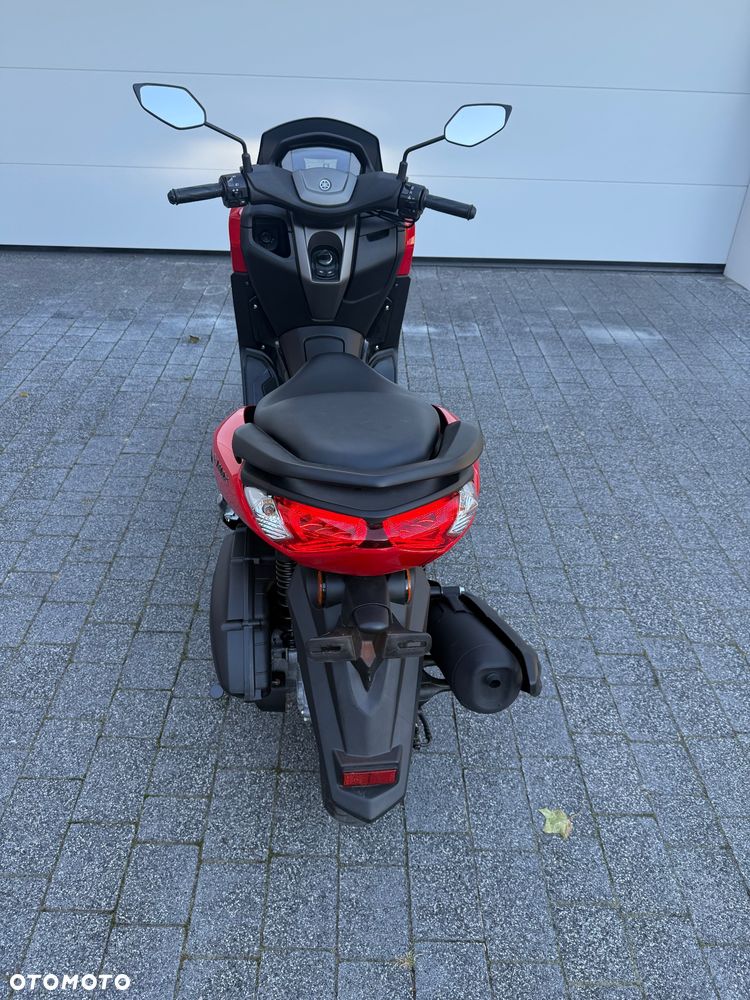 Yamaha NMAX - 3
