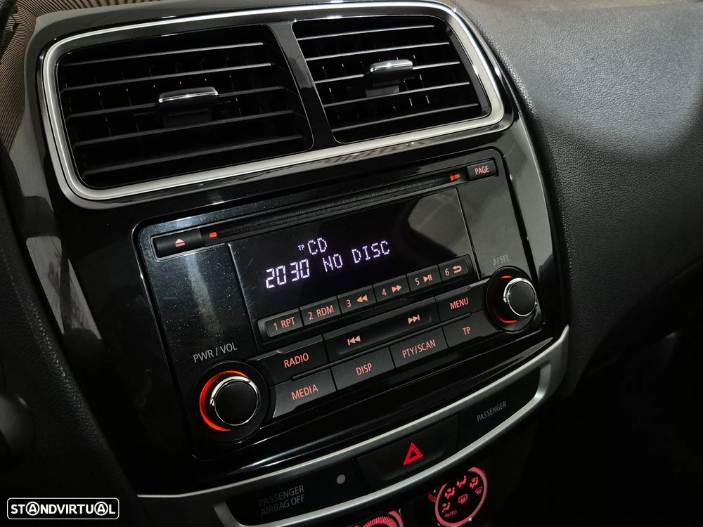 Mitsubishi ASX 1.6 Cross City - 19