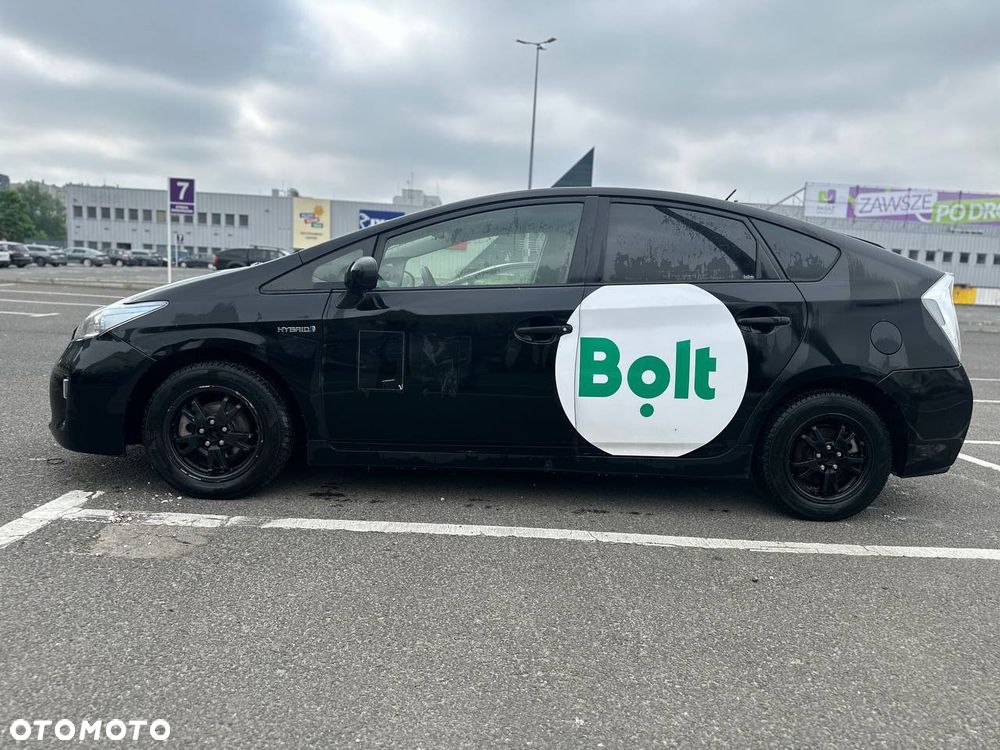 Toyota Prius 1.8 HSD Premium - 4