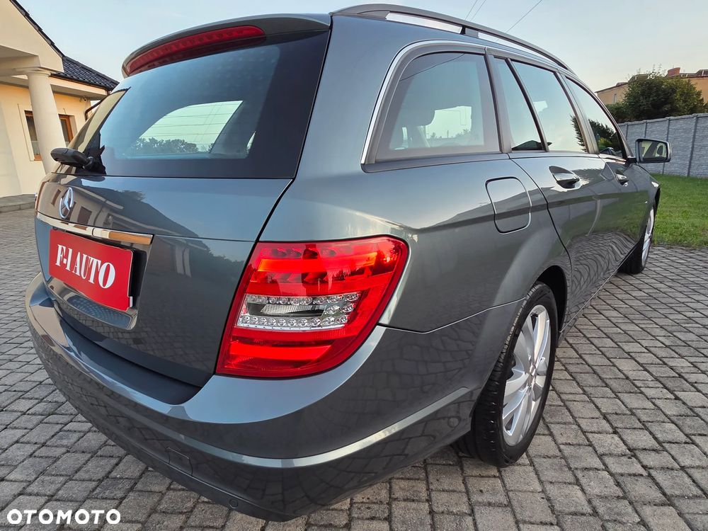 Mercedes-Benz Klasa C 180 BlueEFFICIENCY 7G-TRONIC Elegance - 6