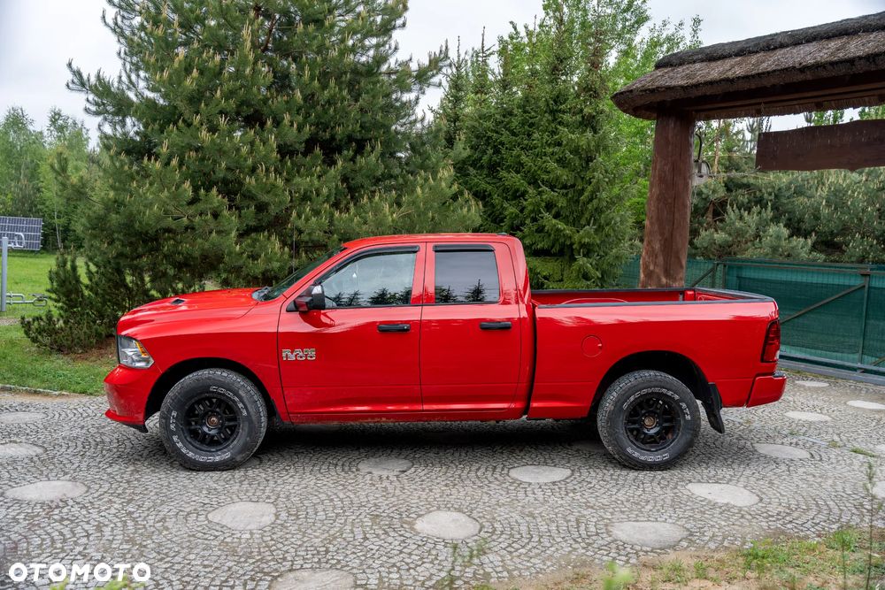 RAM 1500 Quad Cab Sport - 8
