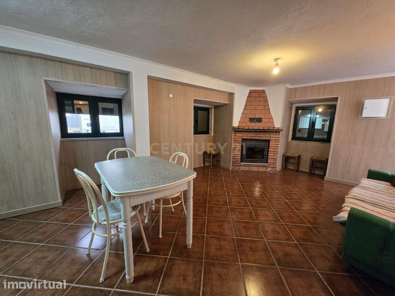 Moradia T2 com duas casas de banho, pronta a habitar, em Oledo, Idanha - Grande imagem: 2/14