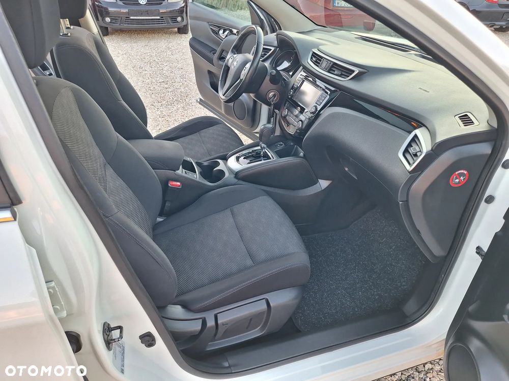 Nissan Qashqai 1.2 DIG-T Xtronic TEKNA - 27