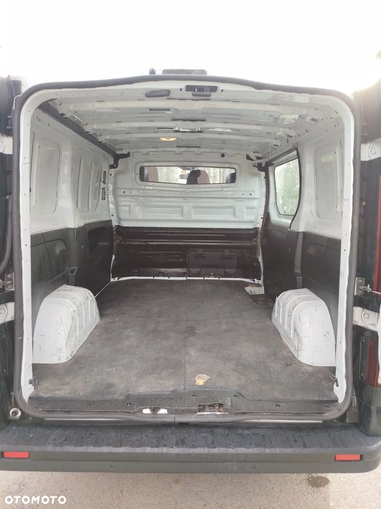 Opel vivaro - 11