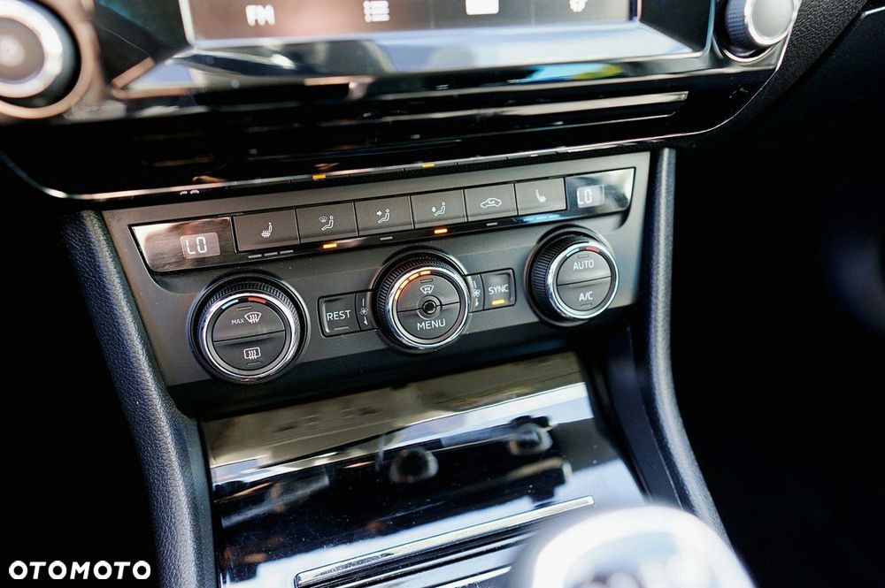 Skoda Superb 1.6 TDI Ambition - 19